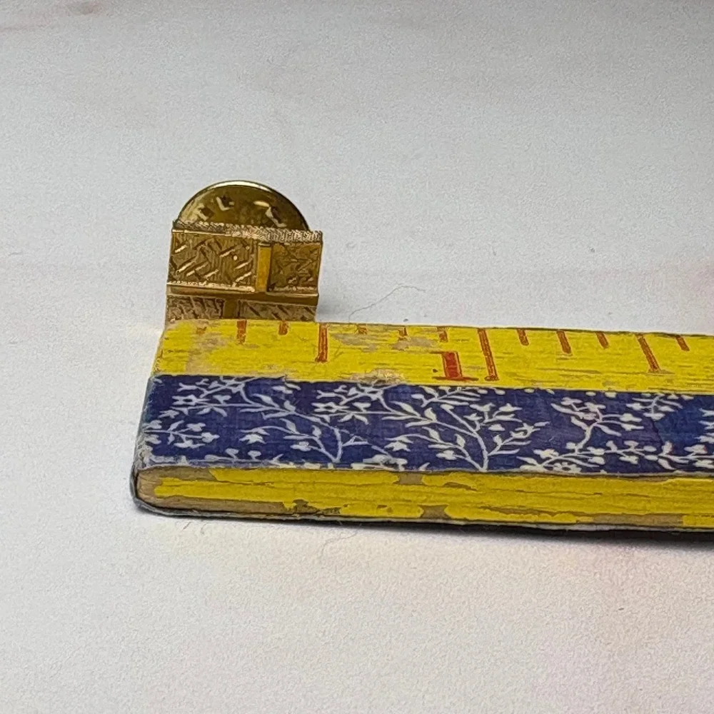 Vintage SWANK Gold‎ Tone Textured Square Cufflinks and Tie Clip Set with Box
